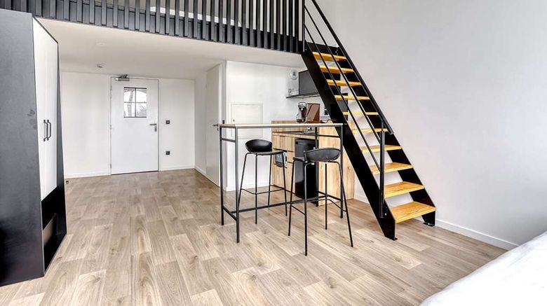 <b>Residences de Bougainville Room</b>. Images powered by <a href="https://iceportal.shijigroup.com/" title="IcePortal" target="_blank">IcePortal</a>.