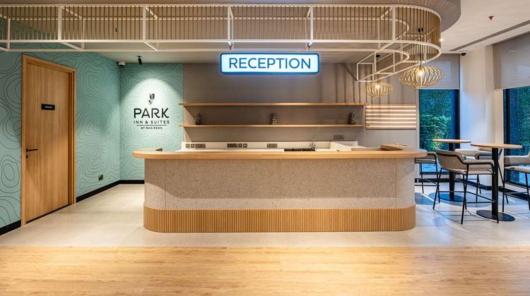 Park Inn & Suites by Radisson East Fort Lobby