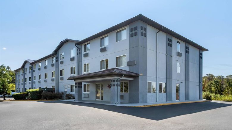 <b>Quality Inn Johnstown Exterior</b>. Images powered by <a href="https://iceportal.shijigroup.com/" title="IcePortal" target="_blank">IcePortal</a>.