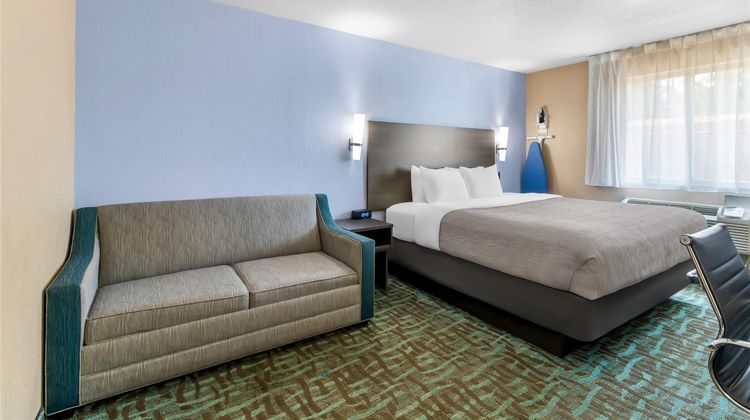 Quality Inn Johnstown Room