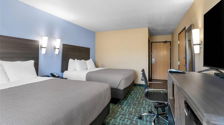 Quality Inn Johnstown Room