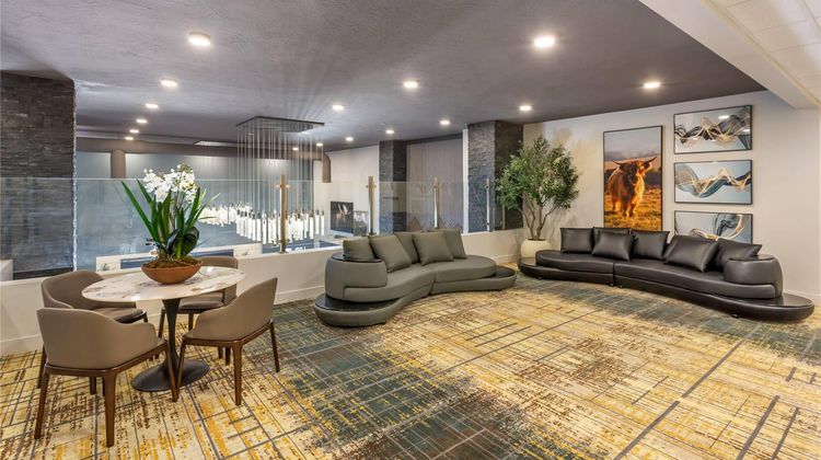 The Valor Hotel Lobby