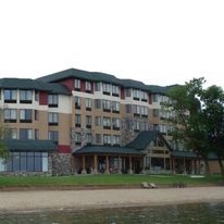 SouthShore Hotel on Lake Bemidji