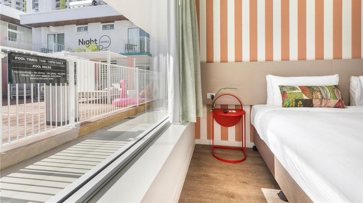 Cavenagh Hotel Room