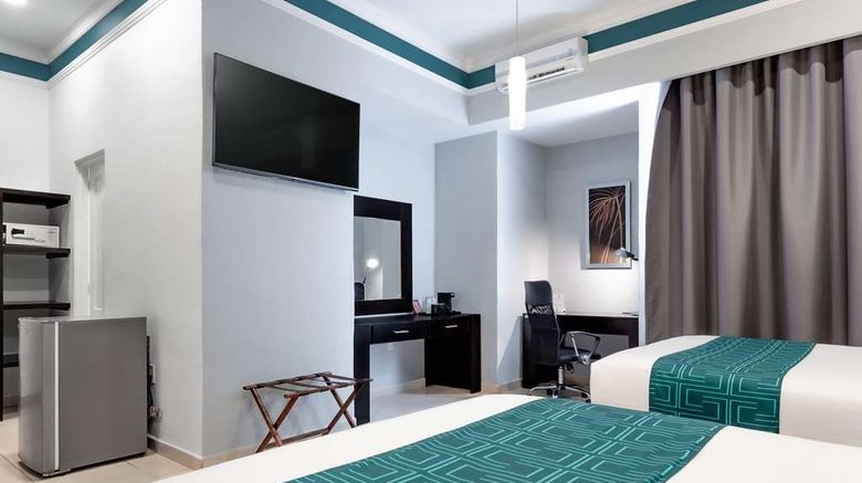 <b>Gamma Leon Room</b>. Images powered by <a href="https://iceportal.shijigroup.com/" title="IcePortal" target="_blank">IcePortal</a>.