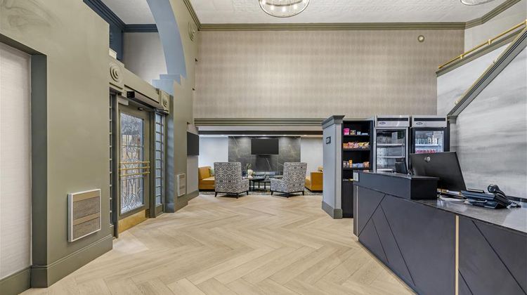 Best Western Potsdam University Park Inn Lobby