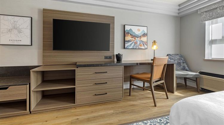 Best Western Potsdam University Park Inn Room