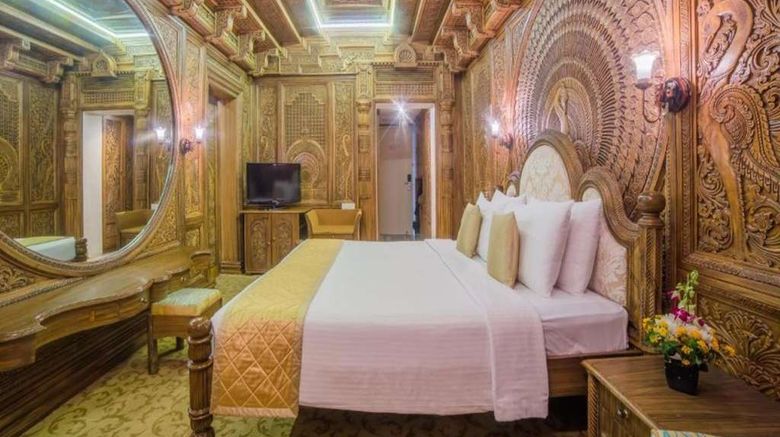 <b>Sitara Luxury Hotel Suite</b>. Images powered by <a href="https://iceportal.shijigroup.com/" title="IcePortal" target="_blank">IcePortal</a>.