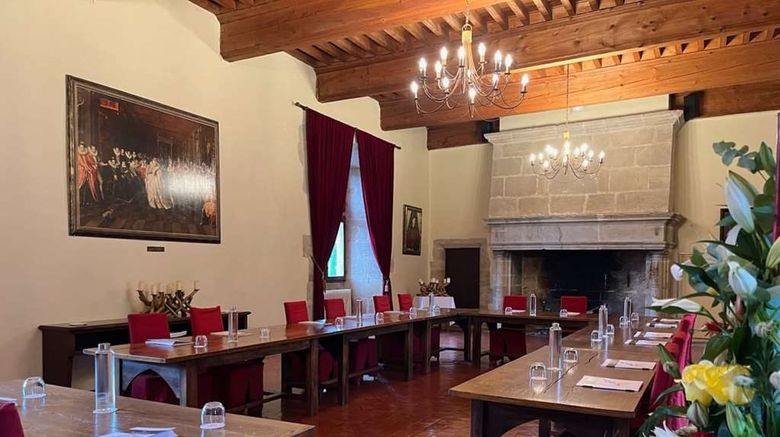 <b>Chateau des Ducs de Joyeuse Meeting</b>. Images powered by <a href="https://iceportal.shijigroup.com/" title="IcePortal" target="_blank">IcePortal</a>.