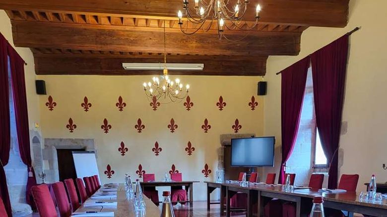 <b>Chateau des Ducs de Joyeuse Meeting</b>. Images powered by <a href="https://iceportal.shijigroup.com/" title="IcePortal" target="_blank">IcePortal</a>.