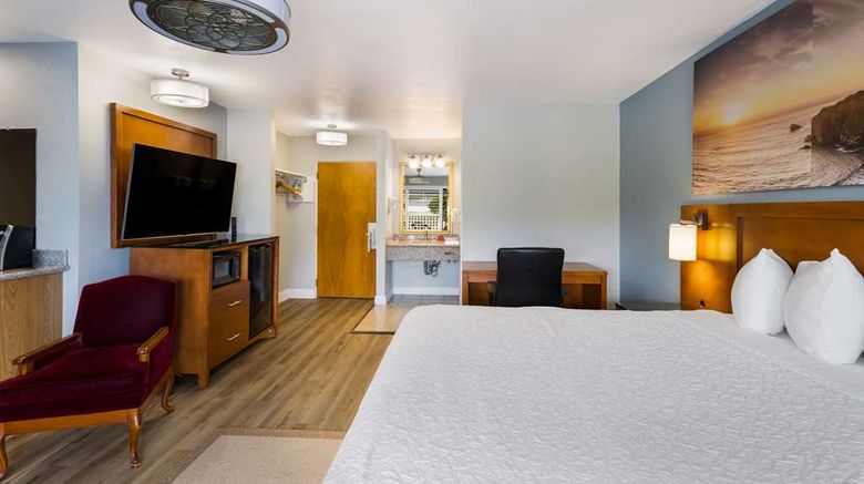 <b>Comfort Inn Suite</b>. Images powered by <a href="https://iceportal.shijigroup.com/" title="IcePortal" target="_blank">IcePortal</a>.