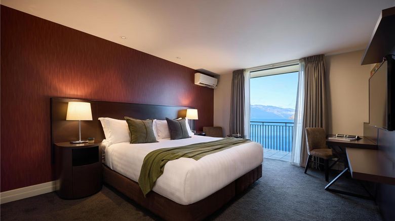 <b>Rendezvous Heritage Hotel Queenstown Room</b>. Images powered by <a href="https://iceportal.shijigroup.com/" title="IcePortal" target="_blank">IcePortal</a>.