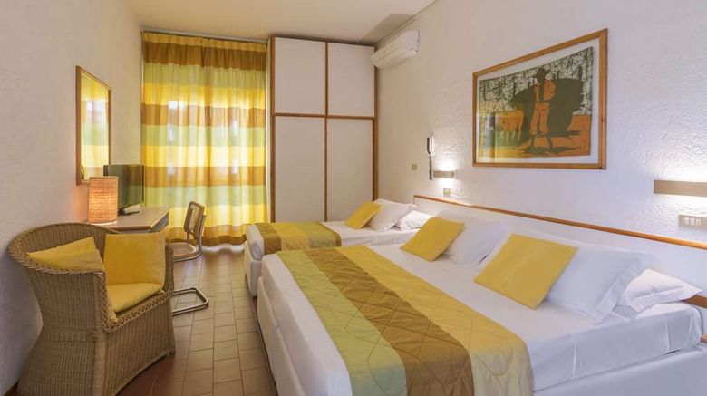 <b>Hotel Bellevue, Sure Hotel by BW Room</b>. Images powered by <a href="https://iceportal.shijigroup.com/" title="IcePortal" target="_blank">IcePortal</a>.