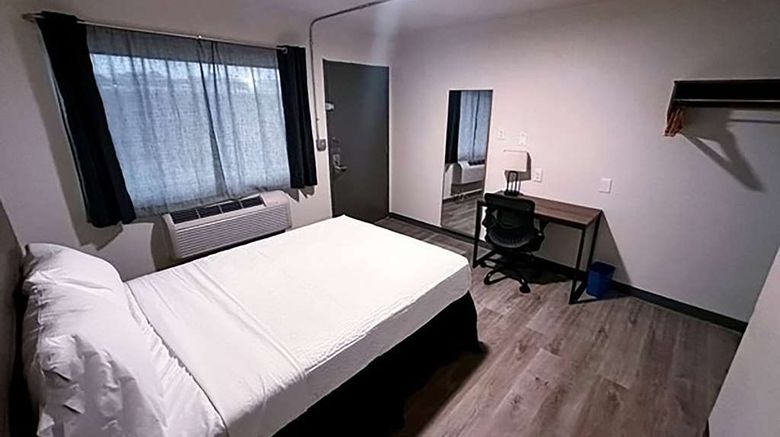 <b>Studio City Suites, a Travelodge by Wyndham Room</b>. Images powered by <a href="https://iceportal.shijigroup.com/" title="IcePortal" target="_blank">IcePortal</a>.