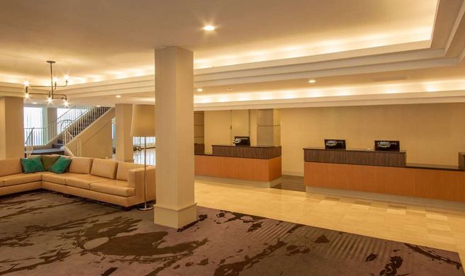 Wyndham Rochester Downtown Lobby