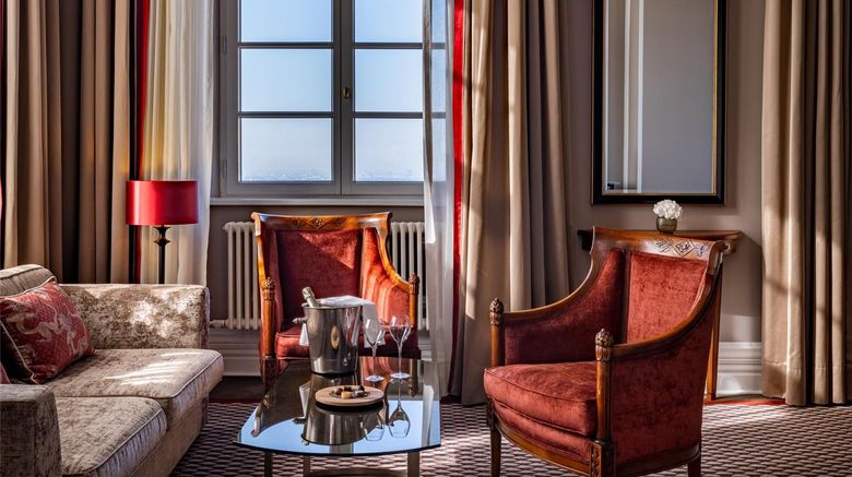 <b>Grandhotel Schloss Bensberg Suite</b>. Images powered by <a href="https://iceportal.shijigroup.com/" title="IcePortal" target="_blank">IcePortal</a>.