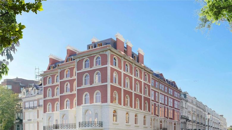 <b>Delano London Room</b>. Images powered by <a href="https://iceportal.shijigroup.com/" title="IcePortal" target="_blank">IcePortal</a>.