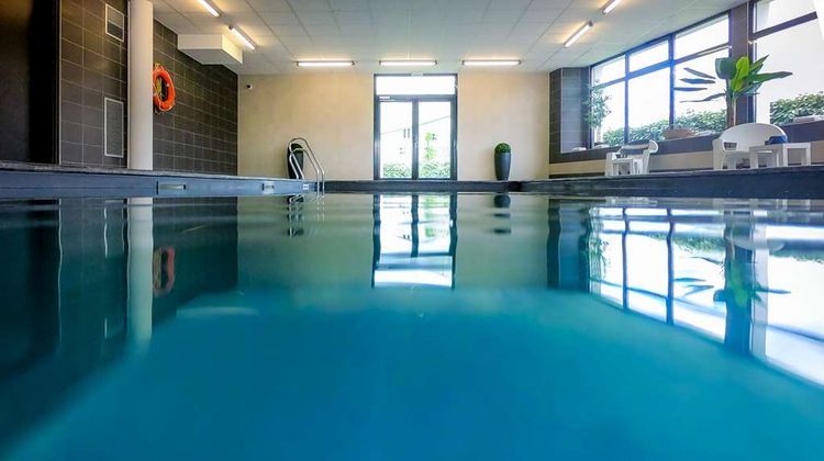 Nemea Merignac AppartHotel le Stadium Pool