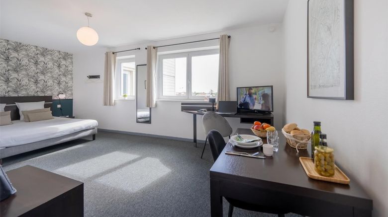 <b>NEMEA Aparthotel Toulouse Saint-Martin Room</b>. Images powered by <a href="https://iceportal.shijigroup.com/" title="IcePortal" target="_blank">IcePortal</a>.