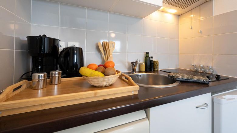 <b>NEMEA Aparthotel Toulouse Saint-Martin Room</b>. Images powered by <a href="https://iceportal.shijigroup.com/" title="IcePortal" target="_blank">IcePortal</a>.