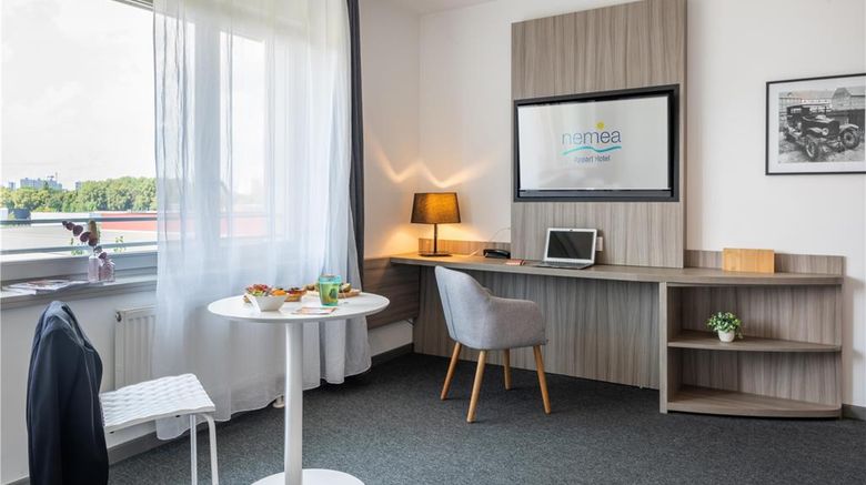 <b>Nemea Appart Hotel Residence Elypseo Room</b>. Images powered by <a href="https://iceportal.shijigroup.com/" title="IcePortal" target="_blank">IcePortal</a>.