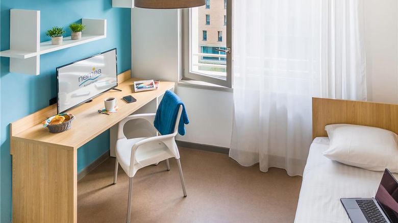 <b>Nemea Appart Hotel Residence Elypseo Room</b>. Images powered by <a href="https://iceportal.shijigroup.com/" title="IcePortal" target="_blank">IcePortal</a>.