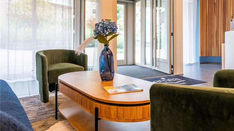 <b>Nemea Appart Hotel Residence Elypseo Lobby</b>. Images powered by <a href="https://iceportal.shijigroup.com/" title="IcePortal" target="_blank">IcePortal</a>.