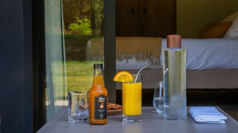 <b>Auberge De La Caillere Room</b>. Images powered by <a href="https://iceportal.shijigroup.com/" title="IcePortal" target="_blank">IcePortal</a>.