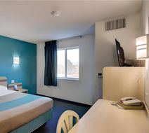 Econo Lodge Menomonie Room