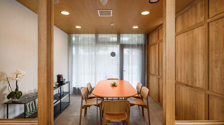 <b>Hotel Allegra Lodge Recreation</b>. Images powered by <a href="https://iceportal.shijigroup.com/" title="IcePortal" target="_blank">IcePortal</a>.