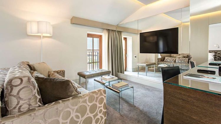 LuganoDante Boutique & Lifestyle Hotel Suite