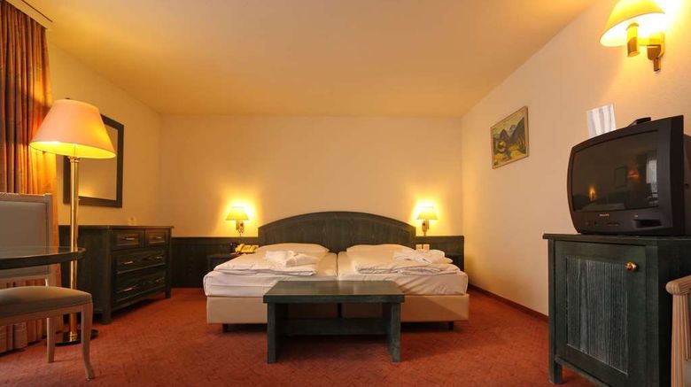 <b>Central Sporthotel Davos Suite</b>. Images powered by <a href="https://iceportal.shijigroup.com/" title="IcePortal" target="_blank">IcePortal</a>.