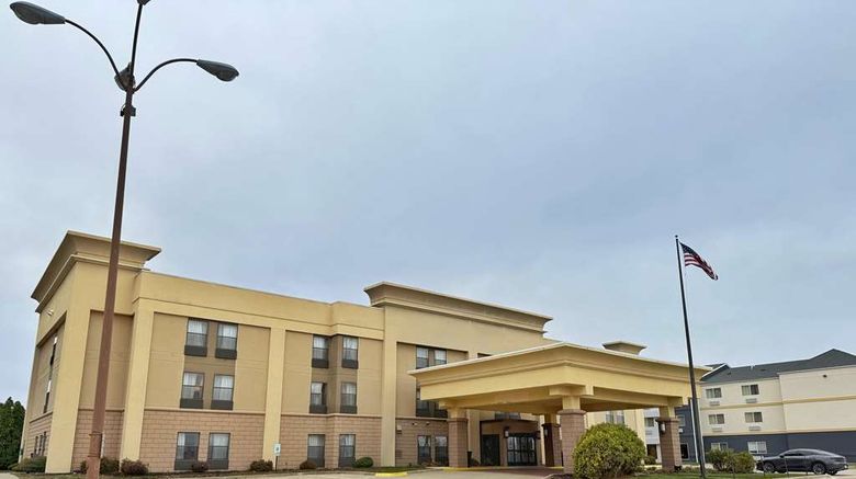 <b>Surestay By Best Westerm Forsyth Decatur Exterior</b>. Images powered by <a href="https://iceportal.shijigroup.com/" title="IcePortal" target="_blank">IcePortal</a>.