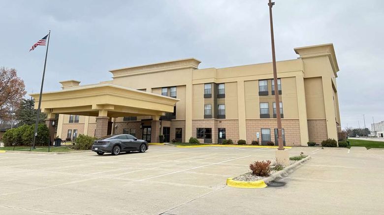 <b>Surestay By Best Westerm Forsyth Decatur Exterior</b>. Images powered by <a href="https://iceportal.shijigroup.com/" title="IcePortal" target="_blank">IcePortal</a>.