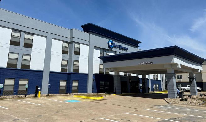 Surestay By Best Westerm Forsyth Decatur Exterior