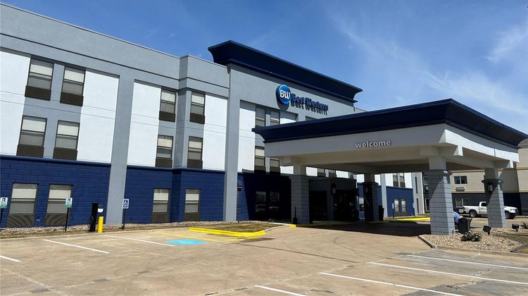 Surestay By Best Westerm Forsyth Decatur Exterior
