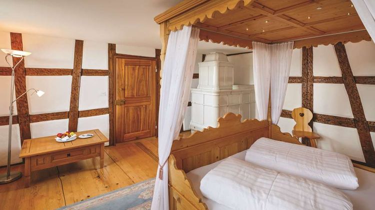 Zur Linde Gasthof Room