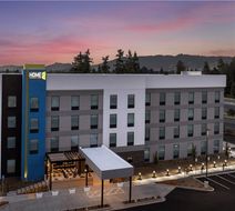 Home2 Suites Rohnert Park Exterior