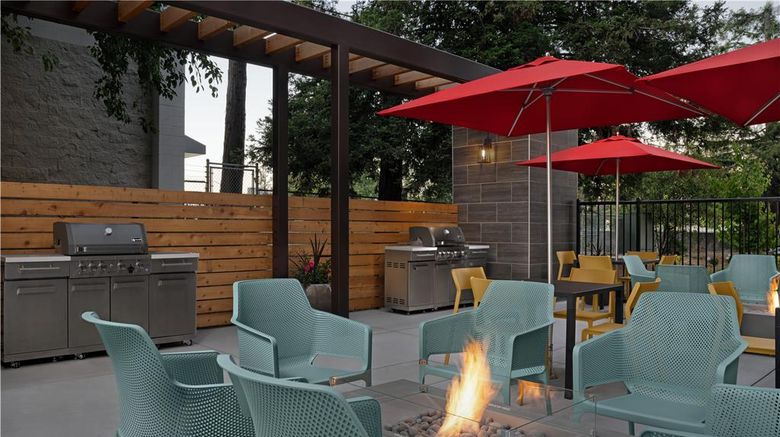<b>Home2 Suites Rohnert Park Exterior</b>. Images powered by <a href="https://iceportal.shijigroup.com/" title="IcePortal" target="_blank">IcePortal</a>.