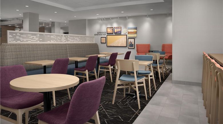 <b>Home2 Suites Rohnert Park Lobby</b>. Images powered by <a href="https://iceportal.shijigroup.com/" title="IcePortal" target="_blank">IcePortal</a>.