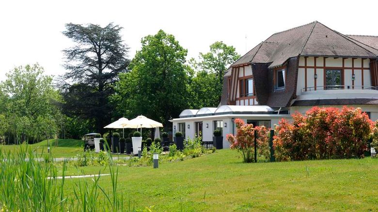 <b>Le Relais de la Malmaison-Radisson Indiv Exterior</b>. Images powered by <a href="https://iceportal.shijigroup.com/" title="IcePortal" target="_blank">IcePortal</a>.