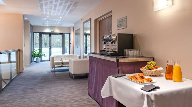 <b>Le Relais de la Malmaison-Radisson Indiv Meeting</b>. Images powered by <a href="https://iceportal.shijigroup.com/" title="IcePortal" target="_blank">IcePortal</a>.