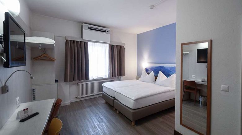 <b>Hotel Acquarello Room</b>. Images powered by <a href="https://iceportal.shijigroup.com/" title="IcePortal" target="_blank">IcePortal</a>.
