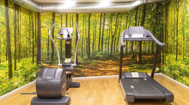 <b>Hotel ABC Health</b>. Images powered by <a href="https://iceportal.shijigroup.com/" title="IcePortal" target="_blank">IcePortal</a>.
