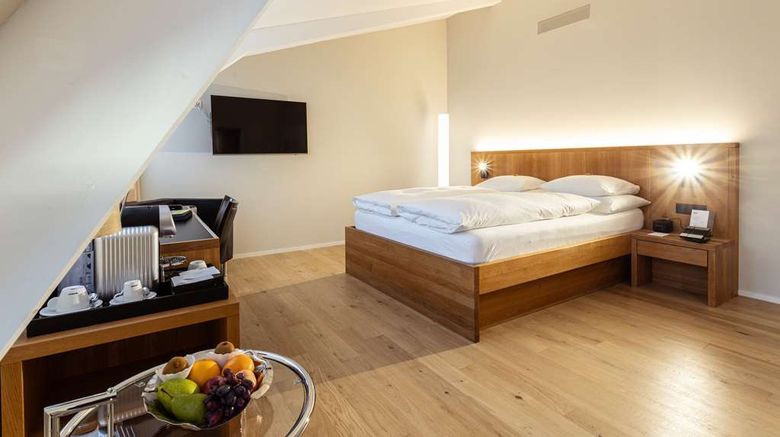 <b>Hotel ABC Room</b>. Images powered by <a href="https://iceportal.shijigroup.com/" title="IcePortal" target="_blank">IcePortal</a>.