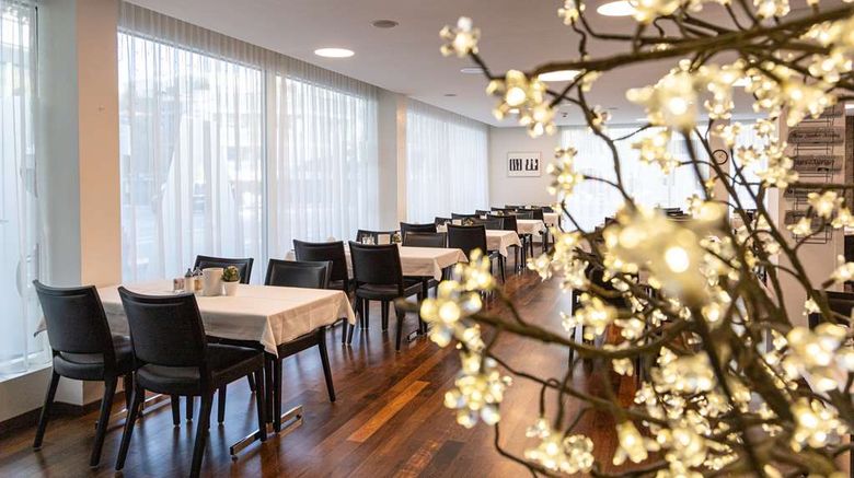 <b>Hotel ABC Restaurant</b>. Images powered by <a href="https://iceportal.shijigroup.com/" title="IcePortal" target="_blank">IcePortal</a>.