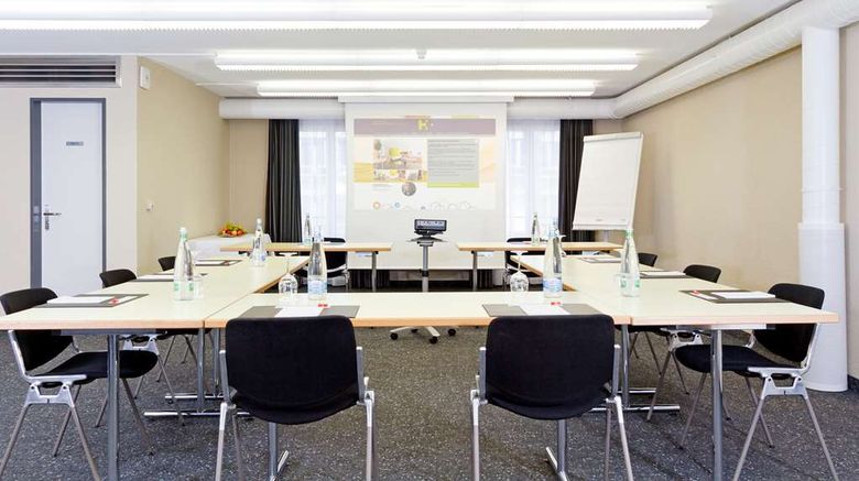 <b>Congress Swiss Q Hotel Olten Meeting</b>. Images powered by <a href="https://iceportal.shijigroup.com/" title="IcePortal" target="_blank">IcePortal</a>.