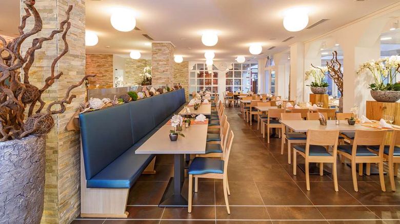 <b>Congress Swiss Q Hotel Olten Restaurant</b>. Images powered by <a href="https://iceportal.shijigroup.com/" title="IcePortal" target="_blank">IcePortal</a>.