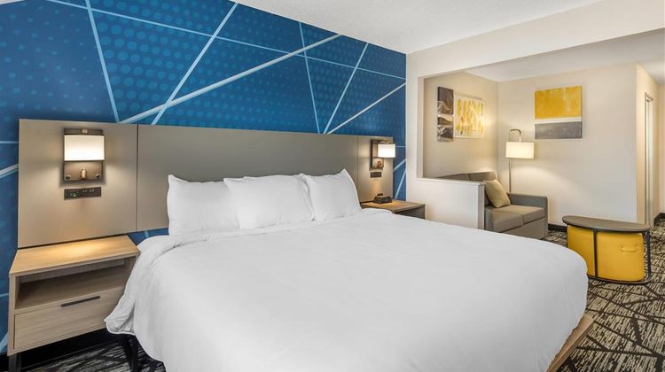 Comfort Inn Davenport East - Bettendorf Suite