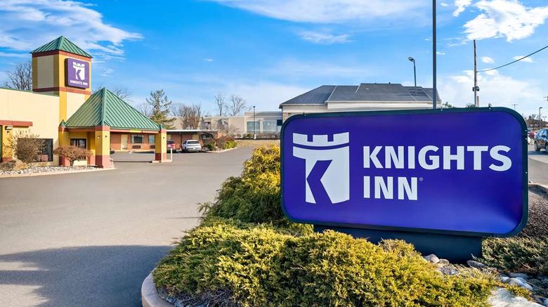 <b>Knights Inn Montgomeryville Exterior</b>. Images powered by <a href="https://iceportal.shijigroup.com/" title="IcePortal" target="_blank">IcePortal</a>.